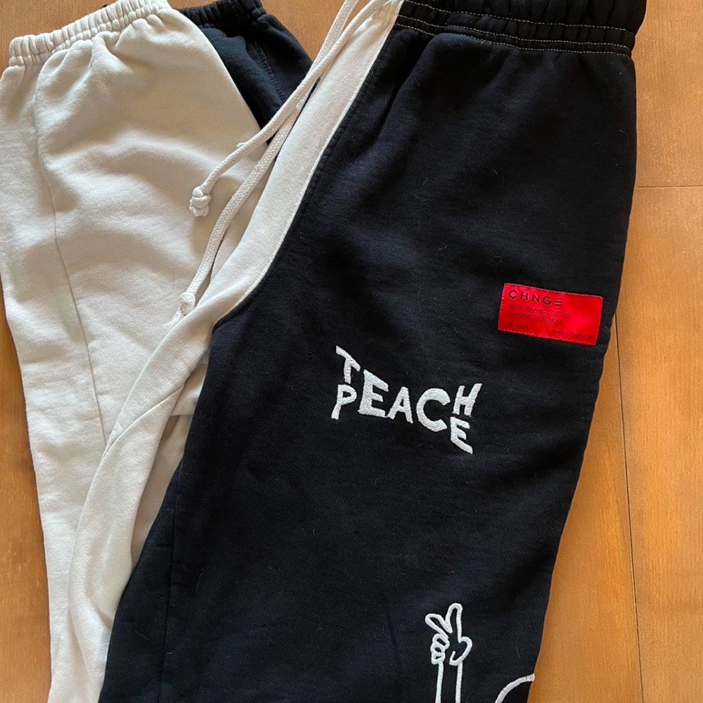 chnge two tone teach peace sweatpants